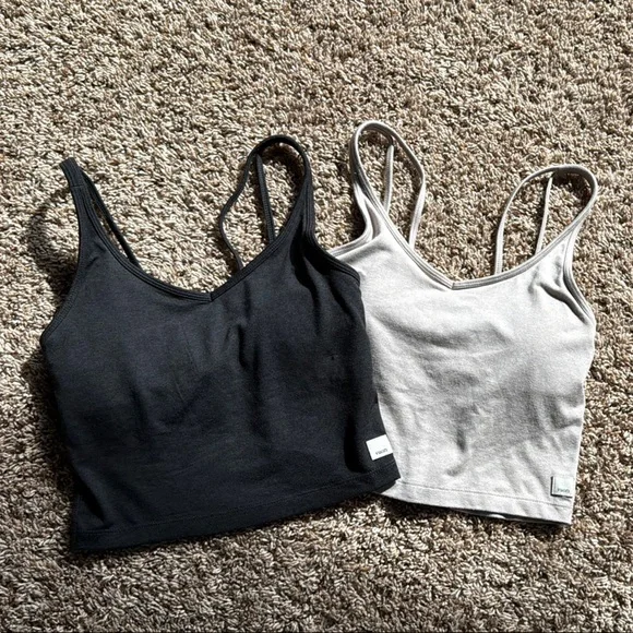 Vuori Black and Cream Cropped Tanks - Picture 1 of 2
